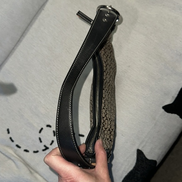 Coach Brown small signature hobo bag and wristlet 💕 vintage - Picture 16 of 16